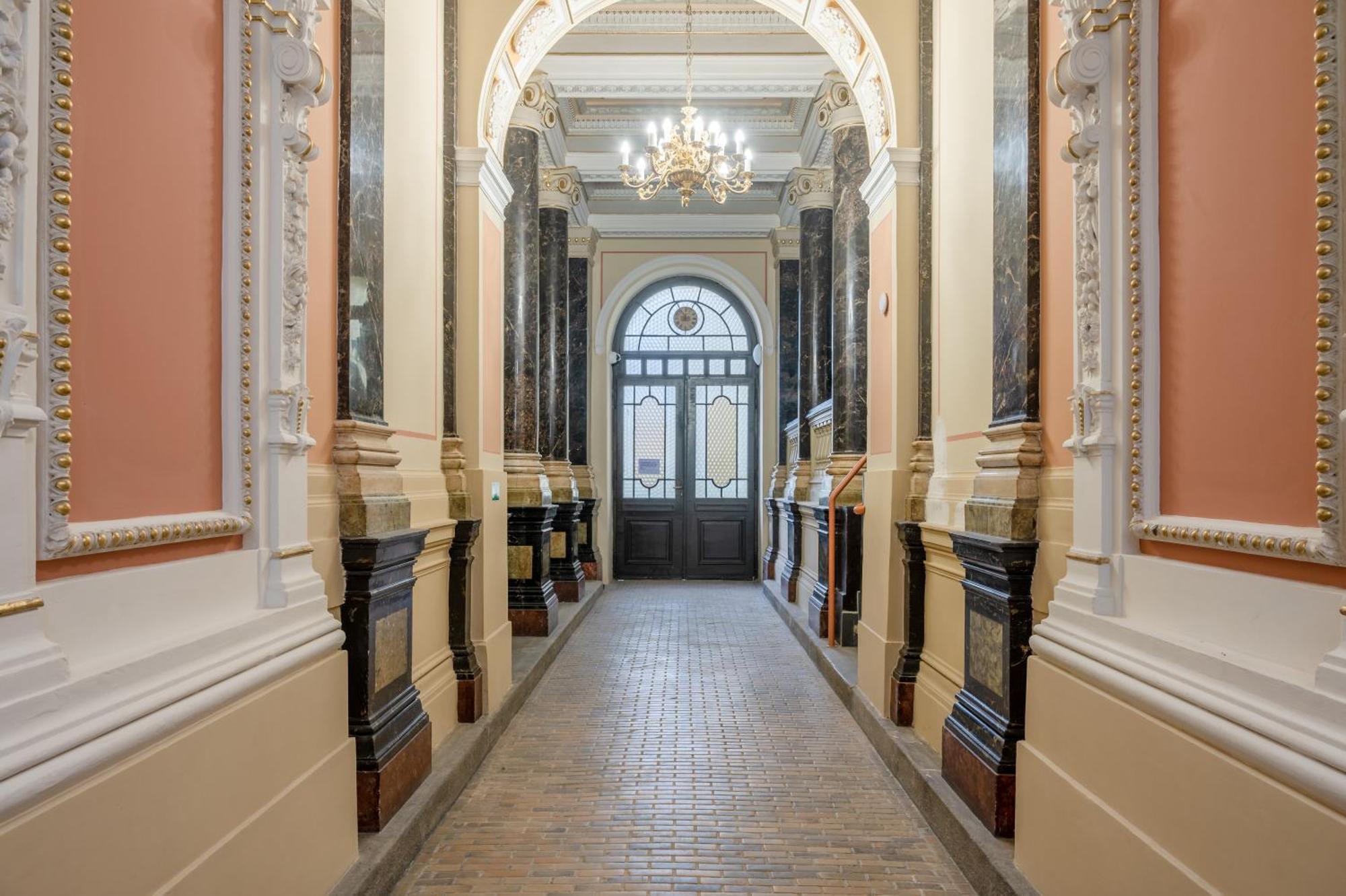 Palace Petrarca Prága Kültér fotó